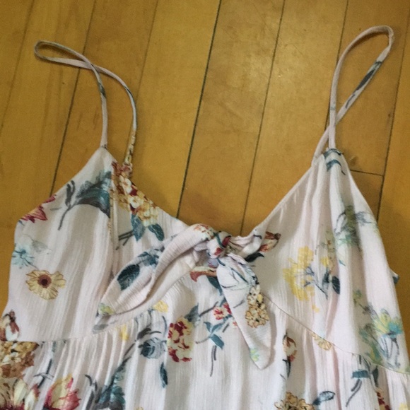Floral tie front sundress - Picture 2 of 4
